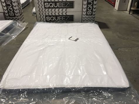 Browse deluxe quality queen size memory foam mattress on alibaba.com at competitive prices. QUEEN SIZE KINGSDOWN 7" MEMORY FOAM MATTRESS IN A BOX ...