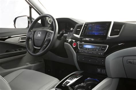 2017 Honda Pilot Elite Interior