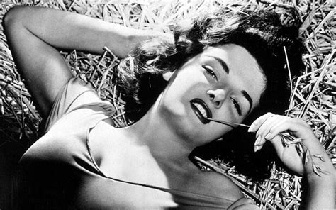 Jane Russell The Hollywood Actress And Sex Symbols Career In Pictures