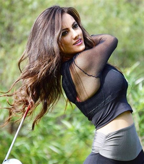 Model Swing The Best Photos Of Susana Benavides