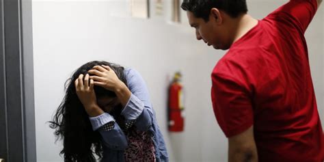 Denuncian Mil Casos De Violencia Familiar Lima Peru