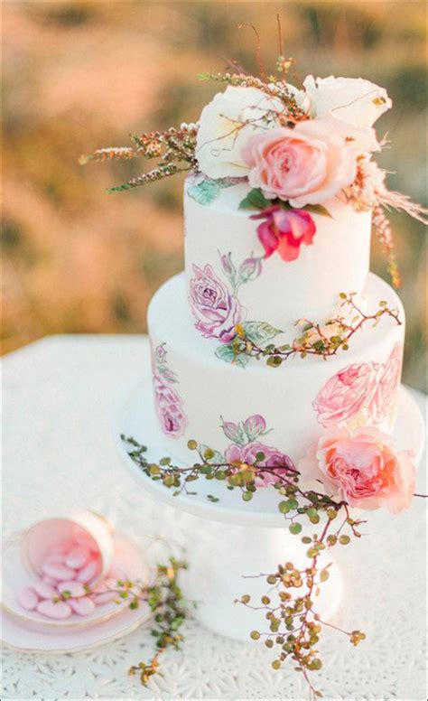 11 Simple Wedding Cakes That You Will Love