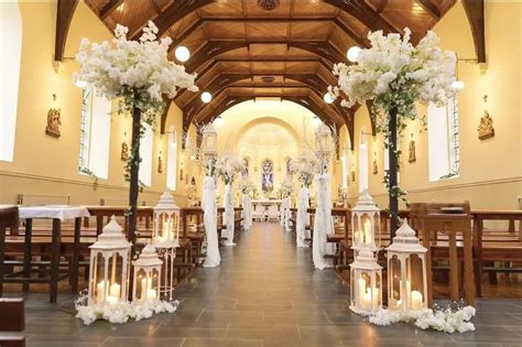From flowers to chandeliers, here is every type of wedding centerpiece out there. Nigerian church decoration pictures for a wedding Legit.ng
