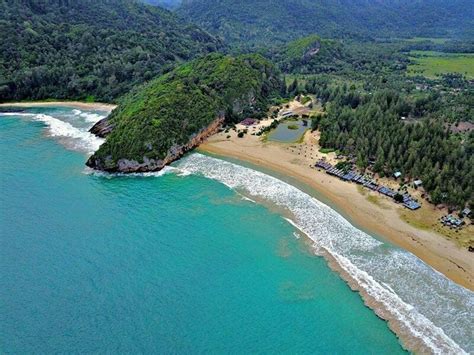 Pantai momong | eky momong resort lampuuk. Pantai Lampuuk, Menatap Kebangkitan Wisata Pasca Duka Tsunami