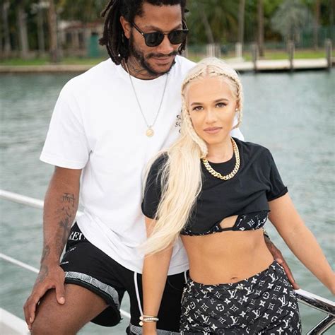 Once more details are available on who he is dating, we will. Alaina Anderson (Derrick Rose Wife) Wiki, Bio, Age, Height, Weight, Husband, Children, Net Worth ...