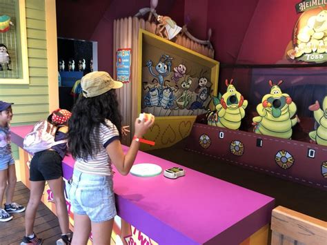 8 Cant Miss Experiences At Pixar Pier In Disney California Adventure