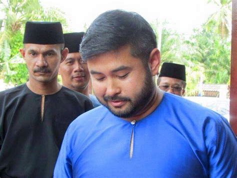 180 likes · 1 talking about this. 40+ Koleski Terbaik Teluk Belanga Baju Melayu Johor Tmj ...