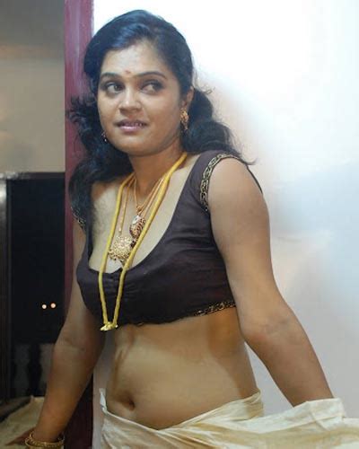 Tamil Actress Wallpapers Desi Aunty And Uncle Hot Personal Photo Gallery