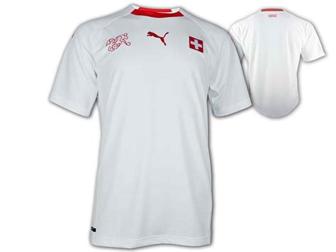 Die farben des schweizer trikots sind im laufe der. Puma Schweiz Away Shirt weiß Suisse Auswärts Trikot Fan ...