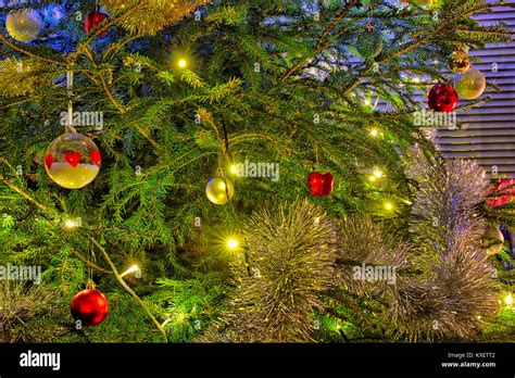 Decorated Christmas Tree Stock Photo Alamy