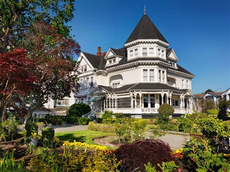 Gatsby Mansion Victoria BC Pendray Inn And Tea House