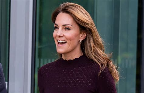 Pictures Kate Middleton Debuts Brand New Hairstyle As She Shows Off