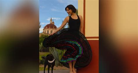 Ngela Aguilar Paraliza Al Lucirse En Irresistible Baile Al Ritmo Del