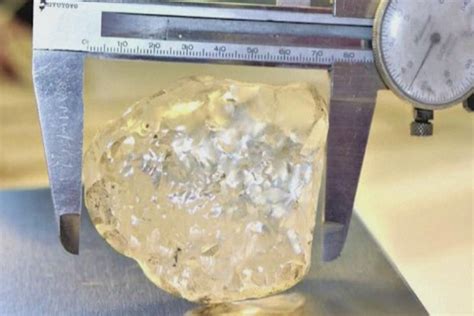 1098 Carat Diamond Pulled From Mine In Botswana Cbc News