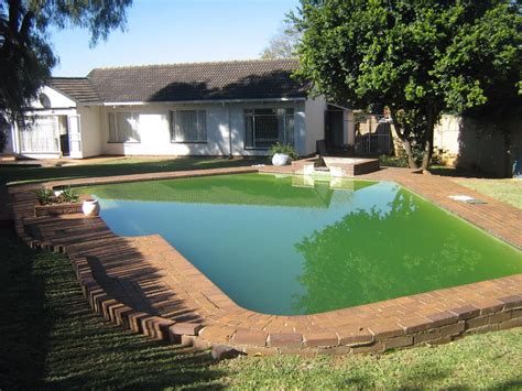 The largest selection of apartments, flats, farms, repossessed property, private property and houses for sale in johannesburg by estate agents. Johannesburg, Mulbarton Property | Houses For Sale ...