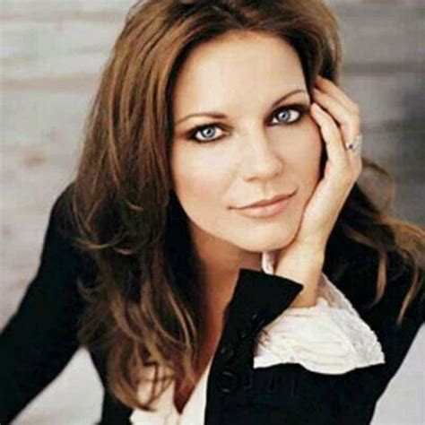 Pin By Shaniatwainfan101 On Beautiful Martina Mcbride Country Female