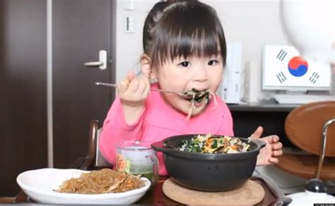 Rino Adorable Japanese Girl Eats Dishes From Around The World In Hot
