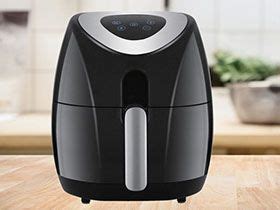 Spray or drizzle oil onto popcorn, tossing to evenly coat. How to Make Popcorn with An Air Fryer - Professional Series