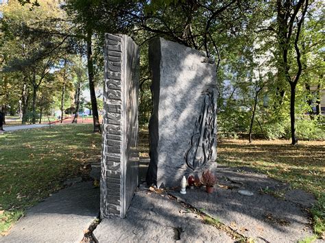 Mirosław breguła, współzałożyciel zespołu universe, nie żyje. 10 lutego 1964 r. urodził się w Świętochłowicach Mirosław ...