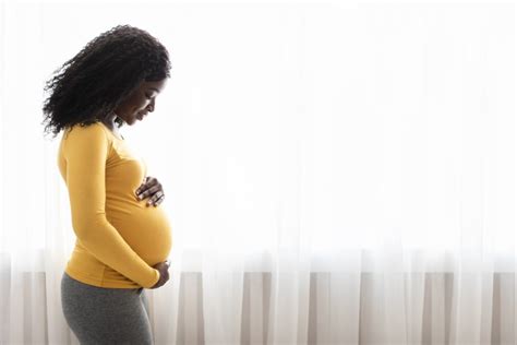 New Guidelines Recommend Inducing Pregnant Black Women At 39 Weeks