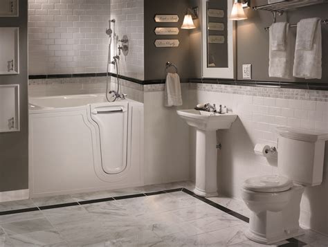 Invest in the best whirlpool tub that perfectly suits your needs and have the best relaxing baths every day. Mansfield Plumbing Debuts its First Walk-in Tub, With ...