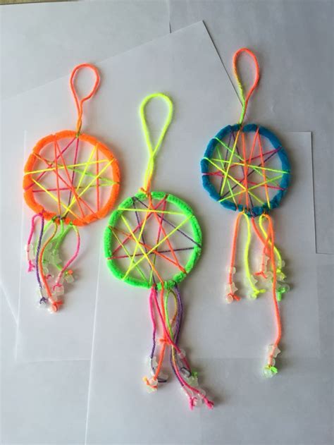 Cool Diy Crafts To Make With Pipe Cleaners Stay At Home Fun Pipe