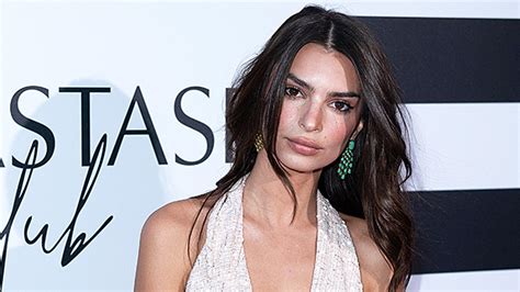 Emily Ratajkowski Shows Off Amazing Toned Figure In Plunging Sparkly