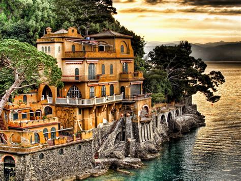 Free Download Old House In Genoa Italy Wallpapers And Images Wallpapers
