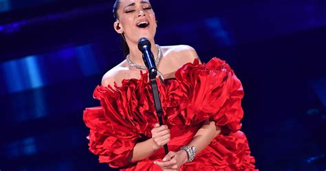 Orietta berti ha allagato la sua stanza d'albergo a sanremo. Sanremo, Elodie, Orietta Berti e Laura Pausini: le donne ...