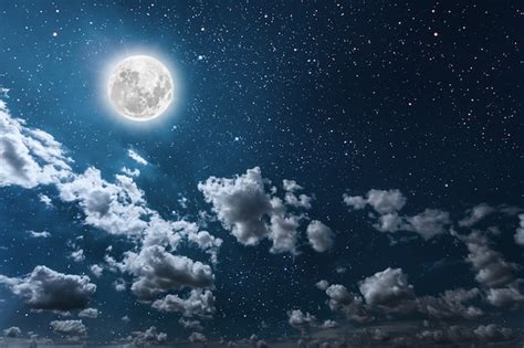 Premium Photo Night Sky With Stars And Moon And Clouds