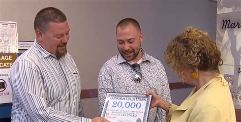 las vegas issues 20 000th same sex marriage license