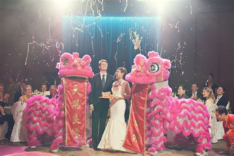 A traditional chinese wedding is often full of beautiful, meaningful, and sometimes bizarre rituals. Chinese wedding lion dance! | Traditional Asian Weddings ...