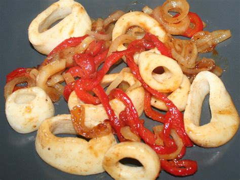 Recettes dAnneaux d Encornets et Poivrons