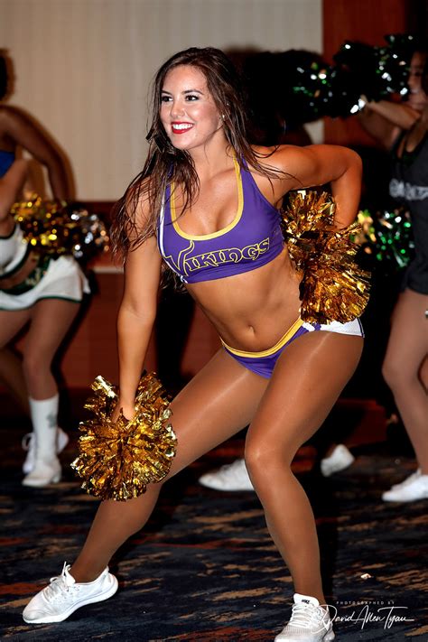 2019 P R O Convention All Star Minnesota Vikings Cheerleader Emma The Hottest Dance Team In