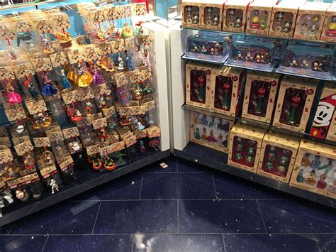 Christmas Shop In Bluewater  CHRISMASIH