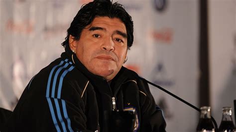 9 894 528 tykkäystä · 32 553 puhuu tästä. Neue Untersuchung eingeleitet: Wie starb Maradona wirklich ...