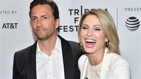 Gma S Amy Robach S Husband S Relationship Status Revealed Following T J