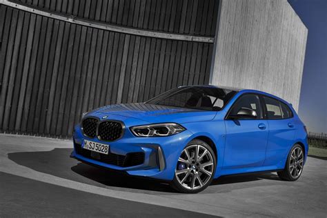Bmw Opens A New Fwd Chapter For Its Smallest Model The 2020 Bmw 1