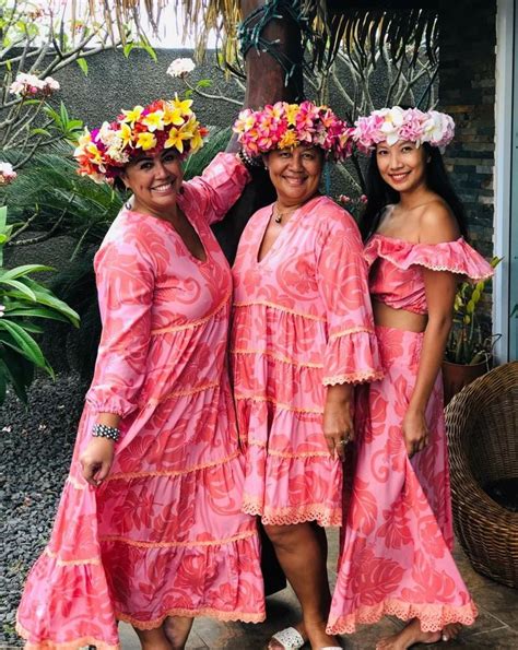 Pin By Amy Thyr On Blue Hawaii Tahitian Dress Samoan Dress