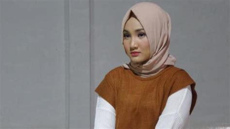 Am sendiri kau g terpaku melepas am kepergianku. Chord Kunci Gitar 'Jangan Kau Bohong 'Fatin Shidqia, Ada ...