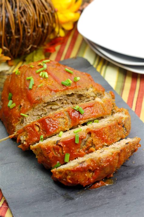 Meatloaf tends to look done on the outside before it's actually ready. Turkey Easy Meatloaf Recipe - Sweet Pea's Kitchen