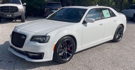 Chrysler Takes One Last Swing At The Muscle Car Market With This Hemi