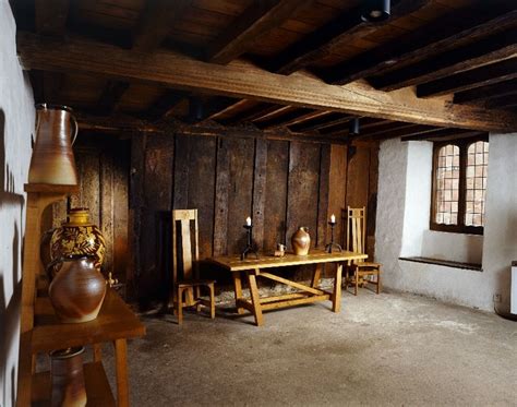 Whats On Medieval Houses Medieval Cottage Cottage Interior