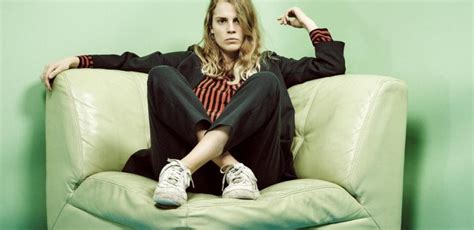 Marika Hackman Announces November Tour Dates Gigslutzgigslutz