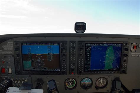My question is about the cockpit textures for the cessna 172p. C172 cockpit with Garmin G1000 | Flickr - Photo Sharing!