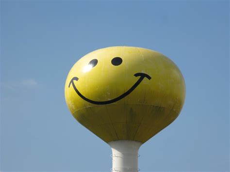 Smiley Face Water Tower In Atlanta Illinois Smiley Face W Flickr