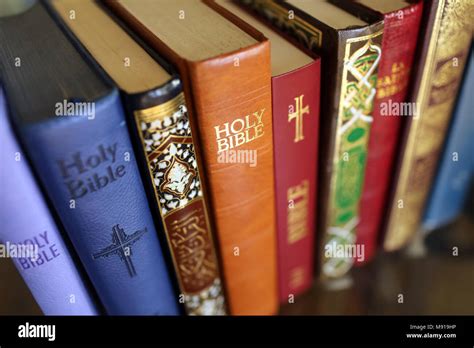 Biblia De Libros Fotos E Imágenes De Stock Alamy