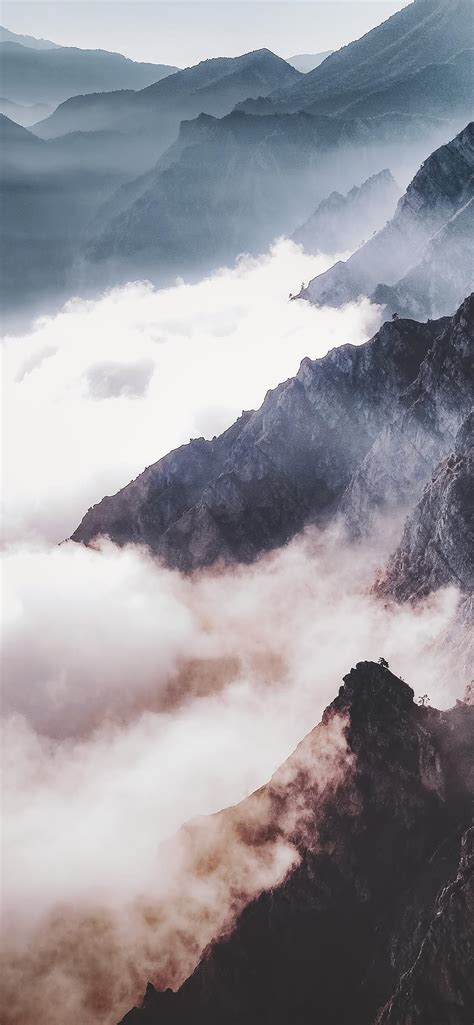 Foggy Mountains Wallpaper