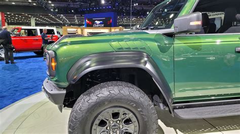 2022 Ford Bronco Raptor Proves To Be A Showstopper In Detroit Carscoops
