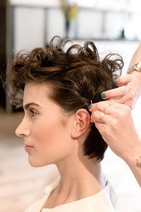Growing Out A Pixie Cut Curly Hair Style And Beauty